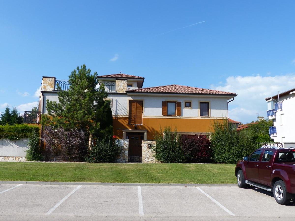 Toscana Lakeside Apartments I - II Family Friend Σίοφοκ Εξωτερικό φωτογραφία