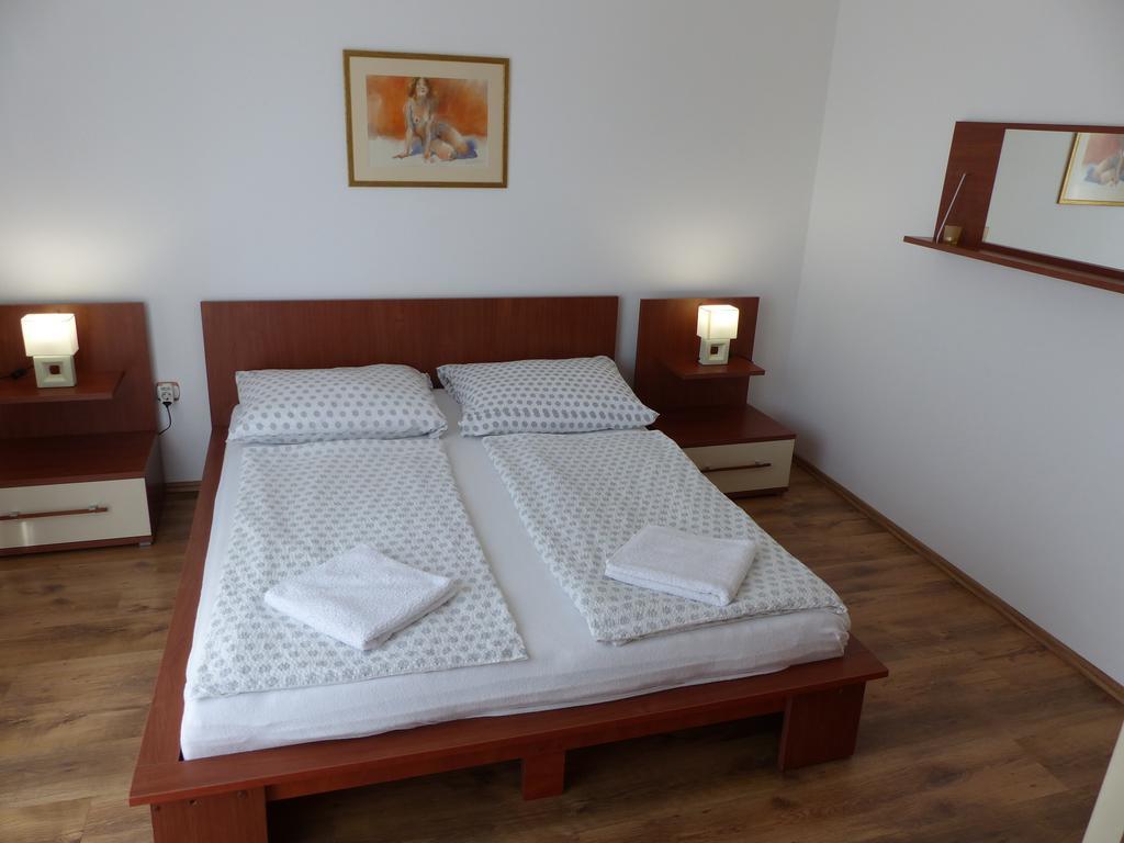 Toscana Lakeside Apartments I - II Family Friend Σίοφοκ Δωμάτιο φωτογραφία